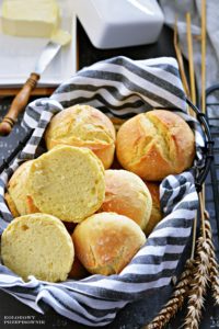 Buleczki kajerkowe, buleczki sniadaniowe, buleczki drozdzowe, kajzerki, domowe buleczki, domowe kajzerki - Kolorowy Przepisownik, sprawdzone przepisy