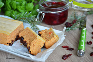 Pasztet (rosołowy) z żurawiną