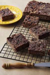 Ciasto z czerstwego chleba, torta di pane