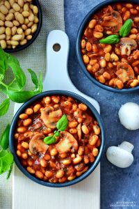 Soja w sosie pomidorowo-pieczarkowym, soja w sosie pomidorowym, danie z soją, soja, wegańskie - Kolorowy Przepisownik