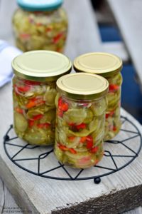 Sałatka ogórkowa z papryką, przetwory z ogórków, sałatka na zimę, sałatka do słoików, sałatka meksykańska - Kolorowy Przepisownik