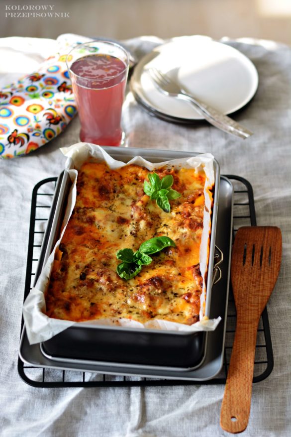 Lazania po bolonsku, lasagne bolognese, wloska lasagne, sos beszamelowy, sos bolognese - Kolorowy Przepisownik