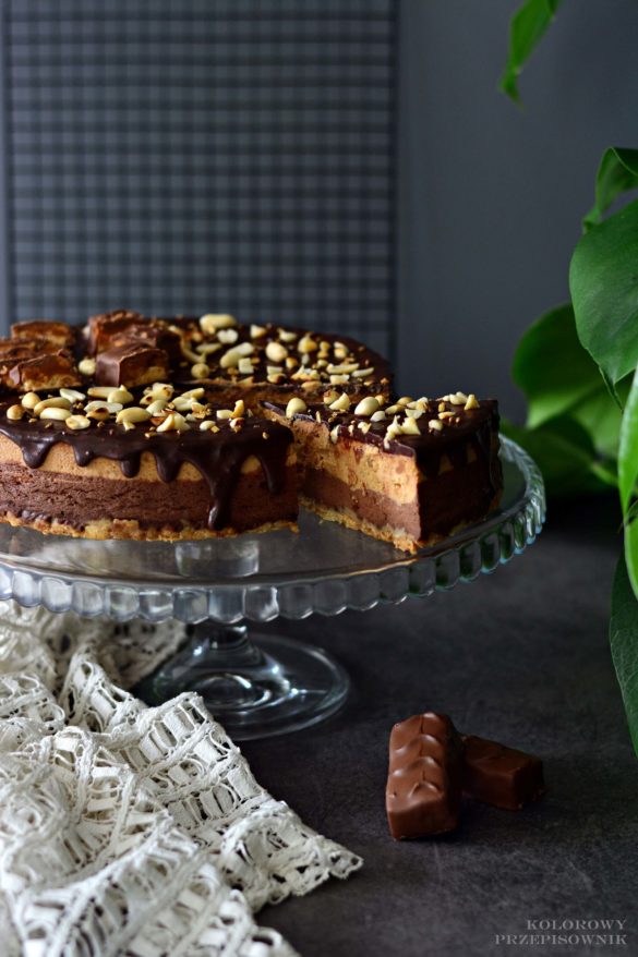 Sernik a'la snickers, sernik snikers, sernik kajmakowy, przepis na sernik, jak upiec sernik - Kolorowy Przepisownik