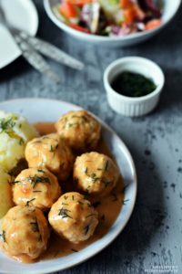 Pulpeciki z platkami ryzowymi, bezglutenowe pulpeciki, klopsiki, klopsiki dla dzieci, przepis na obiad - Kolorowy Przepisownik, sprawdzone przepisy