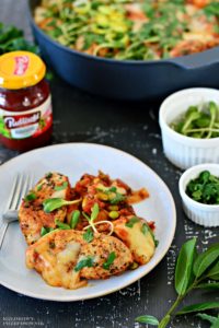 Indyk z warzywami w sosie pomidorowym pod mozzarella, piers z indyka w sosie, comfort food, przepis na szybki obiad, piers z indyka z warzywami - Kolorowy Przepisownik, sprawdzone przepisy