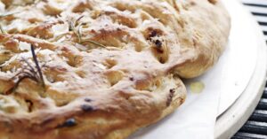 Focaccia z grilla, chrupiaca focaccia z grilla